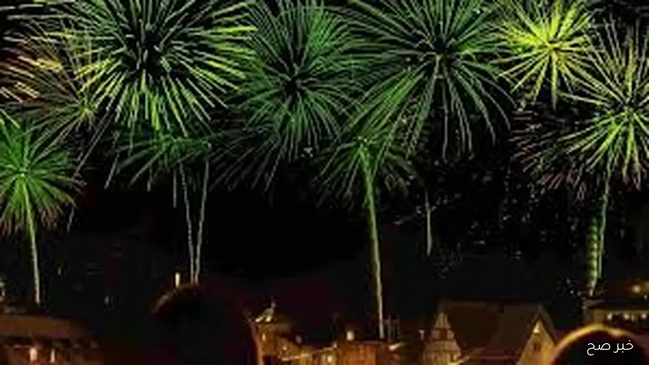 الالعاب النارية اليوم الوطني 95 جدة تزين سماء المملكه وترسم لوحة فنية نابضة بالحياة