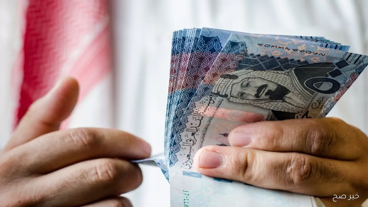 تذبذب سعر الريال السعودي اليوم مقابل الجنية المصري في البنوك والسوق السوداء