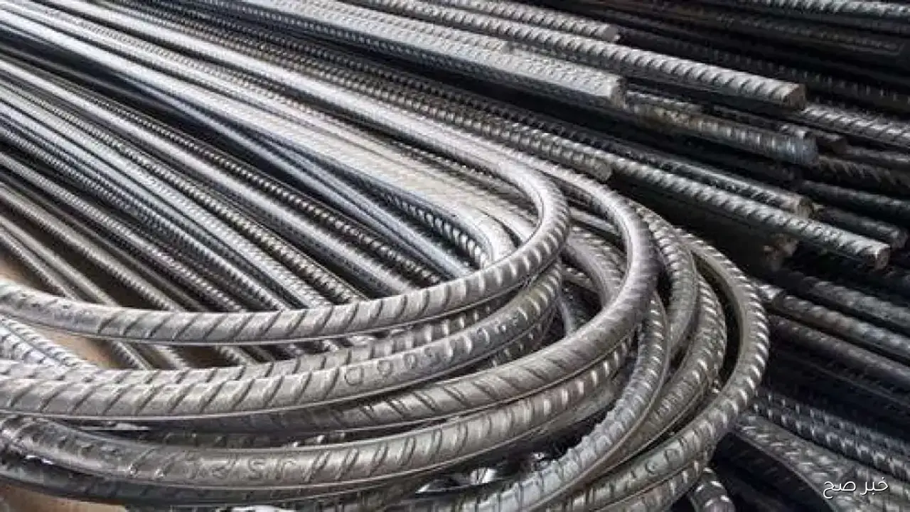 طن عز بكام؟؟ سعر الحديد اليوم الأربعاء 2025/11/12 في أسواق البناء المصرية